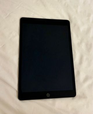 iPad 9ª Gen Cellular 4G + WiFi - Buen estado – 75%
