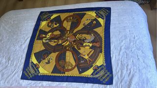 Pañuelo de seda estampado mujer