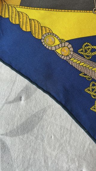 Pañuelo de seda estampado mujer