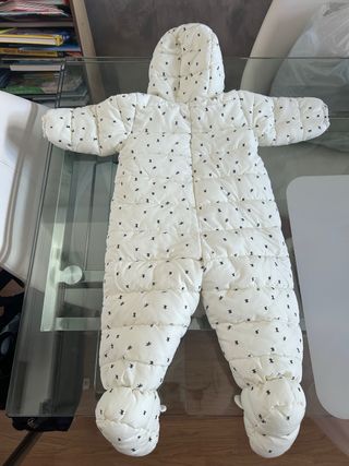 Buzo Benetton 6-9 meses Talla 68
