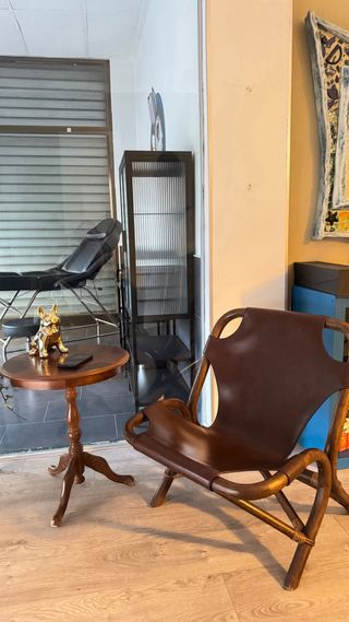 Juego sillón y mesa auxiliar