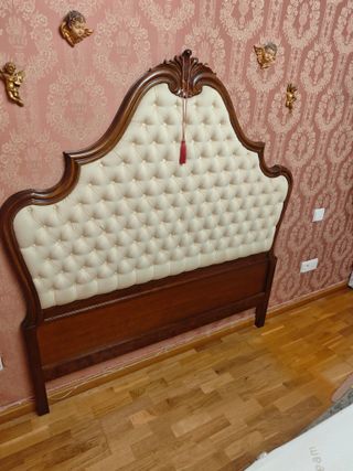 Cabecero de cama tapizado beige y madera