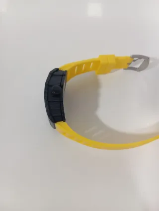 Reloj Deportivo  Negro/Amarillo