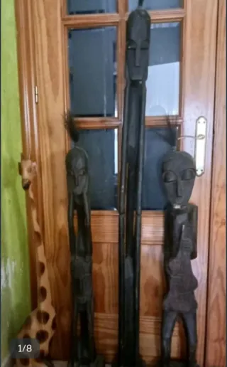 Lote 7 figuras madera pie madera y ébano