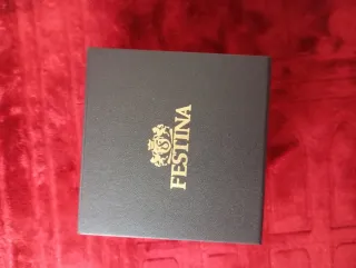 Reloj Festina Negro y Dorado Cronógrafo