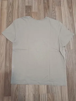 Camiseta básica beige