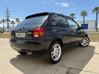 FORD FIESTA 1.4 Si