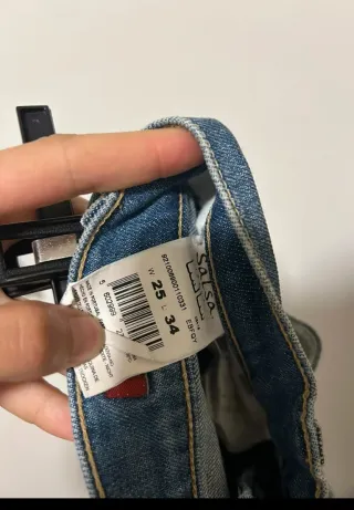 Pantalón vaquero acampanado azul