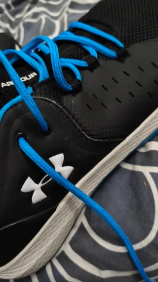 Zapatillas Under Armour Charged Commit Negras