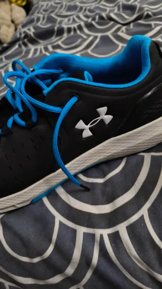 Zapatillas Under Armour Charged Commit Negras