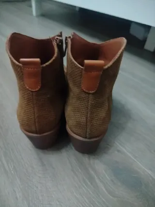 Botas marrones tobilleras