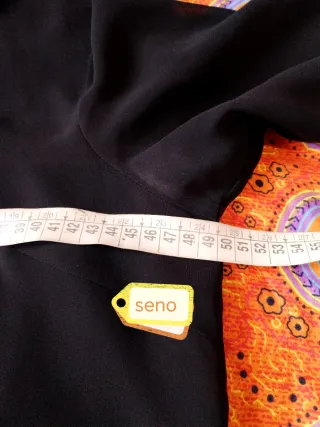 Camicia lunga nera trasparente