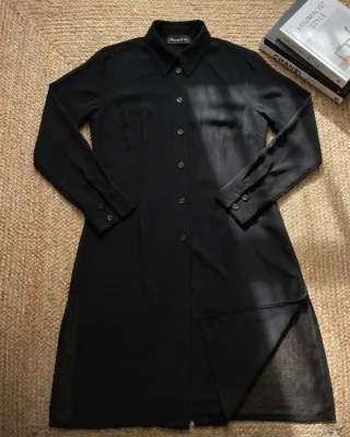 Camicia lunga nera trasparente