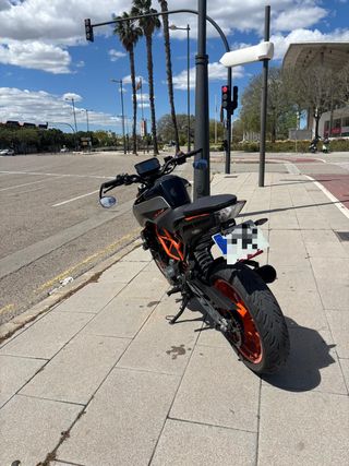KTM Duke 390 2022