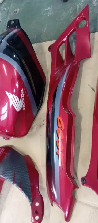 Carenados Honda CBR 600 F2