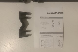 Supporti da tavolo monitor da studio Fluid Audio