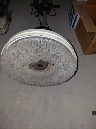 Pulidora Abrillantadora Numatic NPO 145S