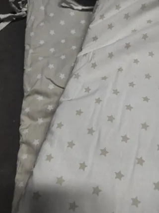 Protector de cuna estrellas