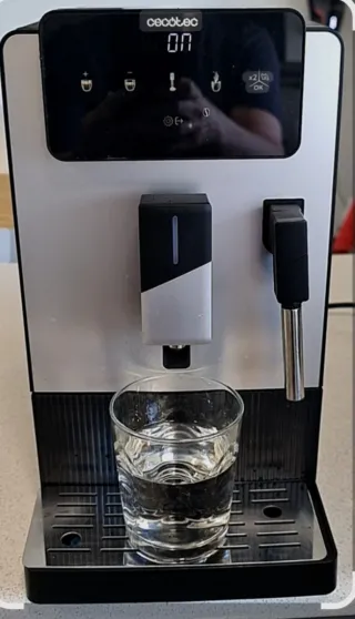 Cafetera Automática Cecotec