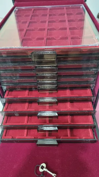 Maletín para monedas con bandejas