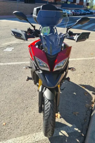 Yamaha MT-09 Negra y Roja