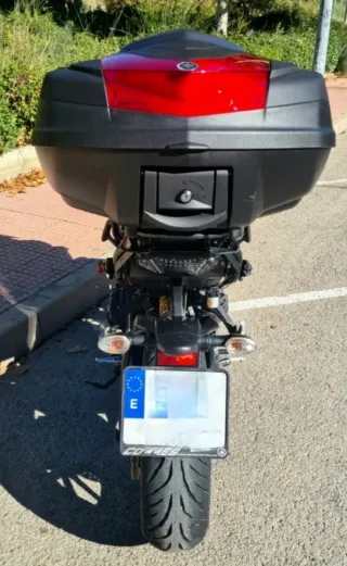 Yamaha MT-09 Negra y Roja