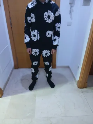 Conjunto Sudadera y Pantalón Estampado