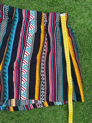 Shorts Shein VCAY con etiqueta