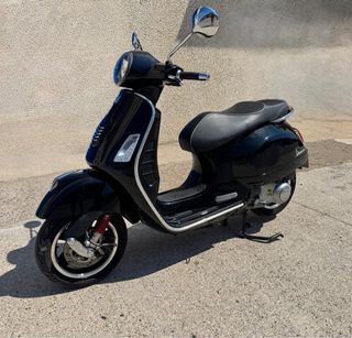 Vespa 300 GTS Super 2015 - 16.000 km