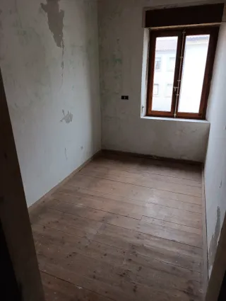 Piso en Boñar (León).