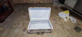 Maletín vintage beige