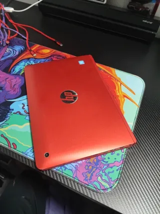 HP tablet Portátil Rojo