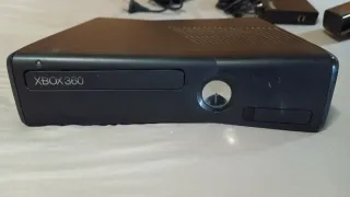 Xbox 360 + Kinect + 3 controller