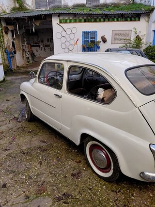 Seat 600 600 E 1980