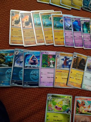 Colección Cartas Pokémon Héroes Ascendentes