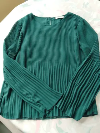 Blusa verde plisada manga larga
