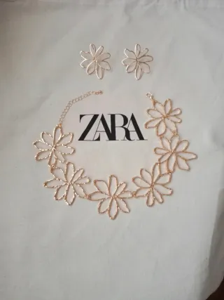 Collar y pendientes flor Zara dorados