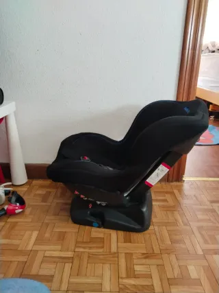 Silla de coche para bebé negra