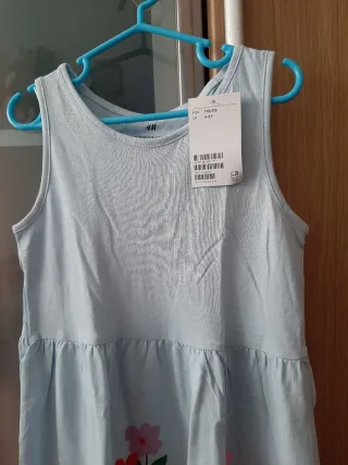 Vestido H&M flores niña 4-6 años H&M.