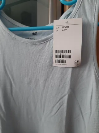 Vestido H&M flores niña 4-6 años H&M.