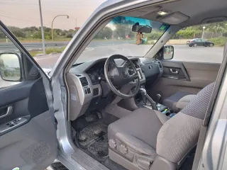 Mitsubishi Montero 2005