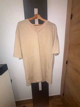 Camisetas Essentials Beige