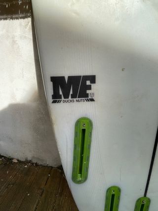 Tabla de surf DHD 5.9 27l Algunos toques reparados