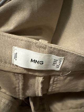 Pantalón beige