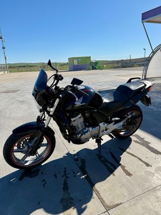 Honda CBF 500 Naked Negra