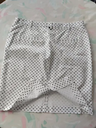 Falda Cortefiel lunares Talla M