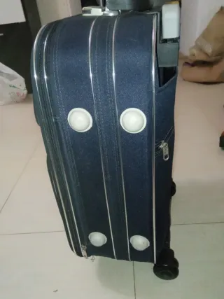 Maleta de viaje con ruedas