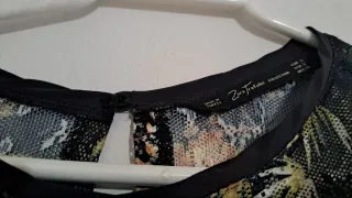 Blusa de manga larga con estampado floral y aves