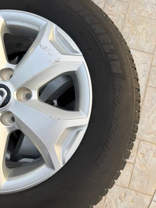 Llantas Dacia 215/65 R16