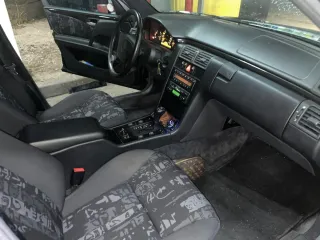 Mercedes-Benz Clase E 1997